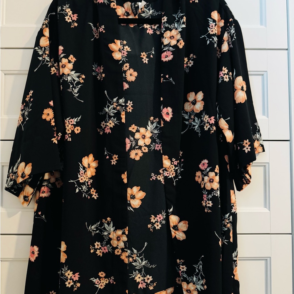H&M Divided Black Floral Kimono Open Style Blouse